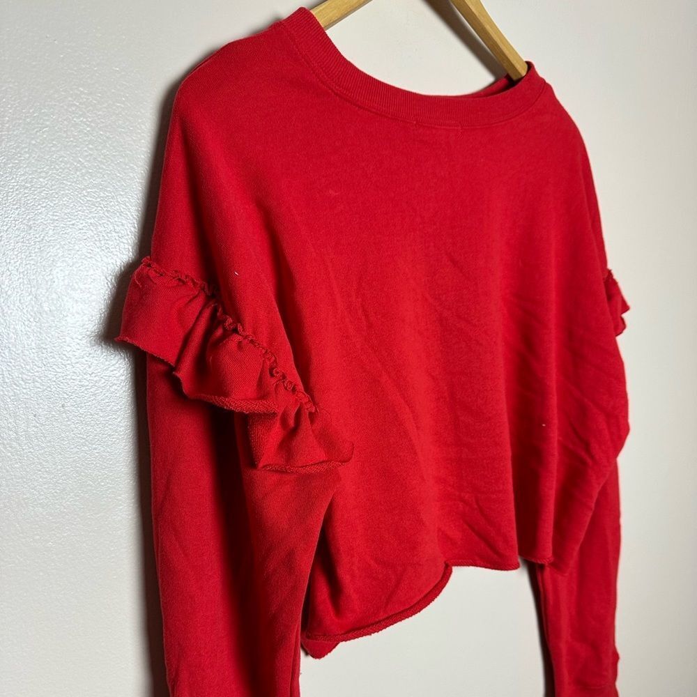 CLEARANCE! Red Boutique Ruffle Shoulder Crop Sweatshirt Size M NWT - Picture 4 of 5